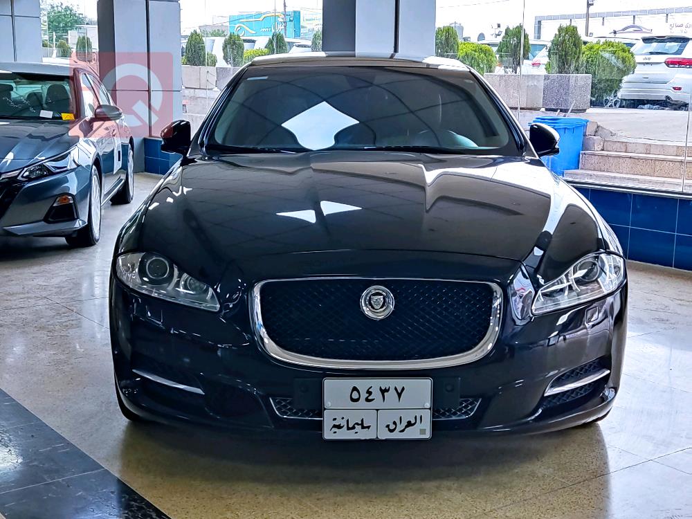 جاكوار XJ